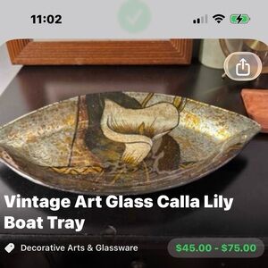 Hand-Painted Calla Lily Glass Boat Tray in Gold and White